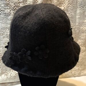 Elegant Black Wool Hat with Floral Details